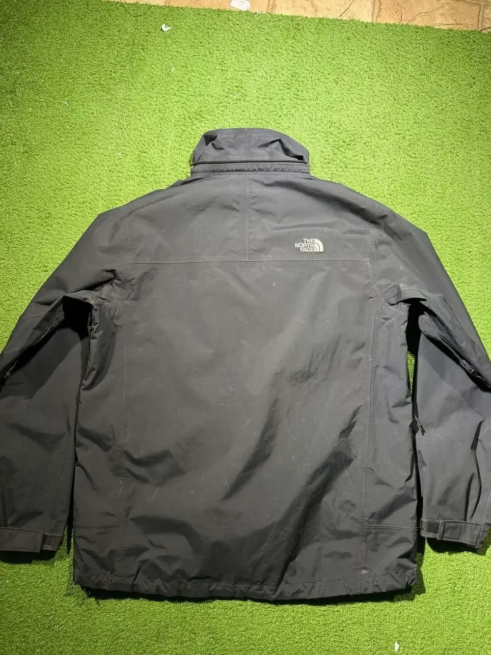 The North Face HyVent Black Waterproof Rain Jacket Men's Size Large